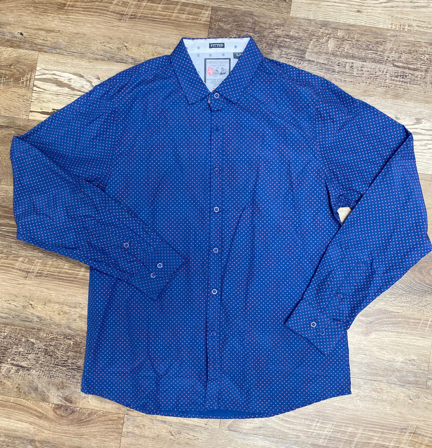 Men’s long sleeve button up